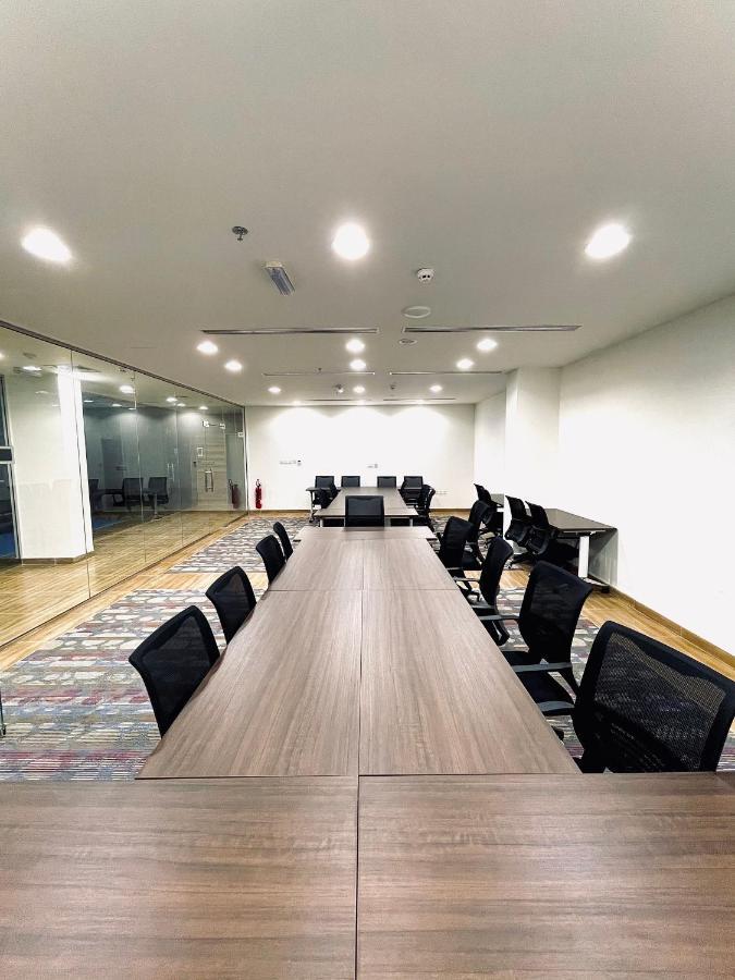 Alsahwa Hotel Seeb Ngoại thất bức ảnh